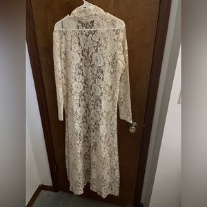 Cream Duster